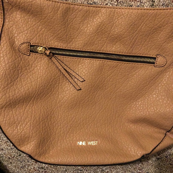 Nine West crossbody Purse - Picture 4 of 5